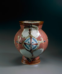 KAWAI Kanjiro, Flat Vase of Lozenge Flower Design with Cinnabar Glaze, 1941