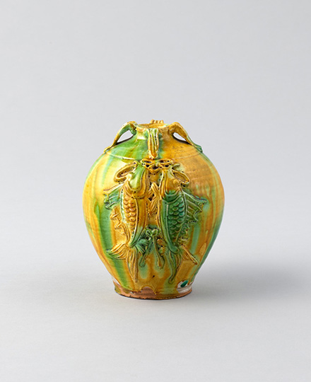 Kawai Kanjiro, Three-color Glazed Jar of Paired-fish Design, 1922