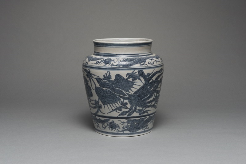 KAWAI Kanjiro, Jar with Design of Flying Phoenix under the Flowers, Blue Underglaze, 1922